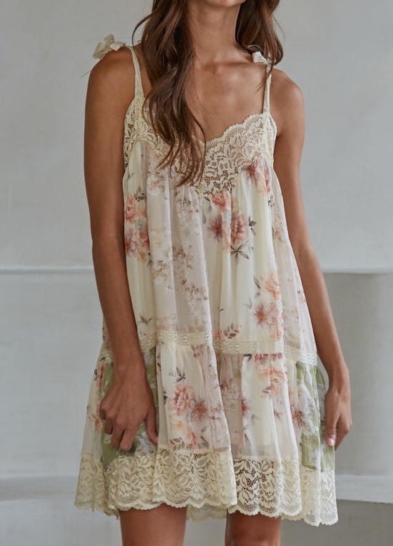 round neck lace dress Short Sleeves Round Neck Lace Mother of the Bride Dress main image 1